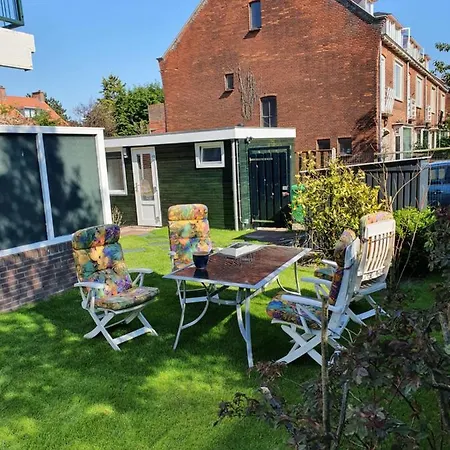 Scheveningen Sea Side Bed and breakfast
